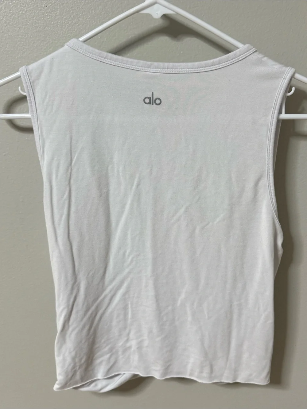 Alo 249844 Women's Cover Twist Front Cropped Tank Top White Medium Pilates Yoga